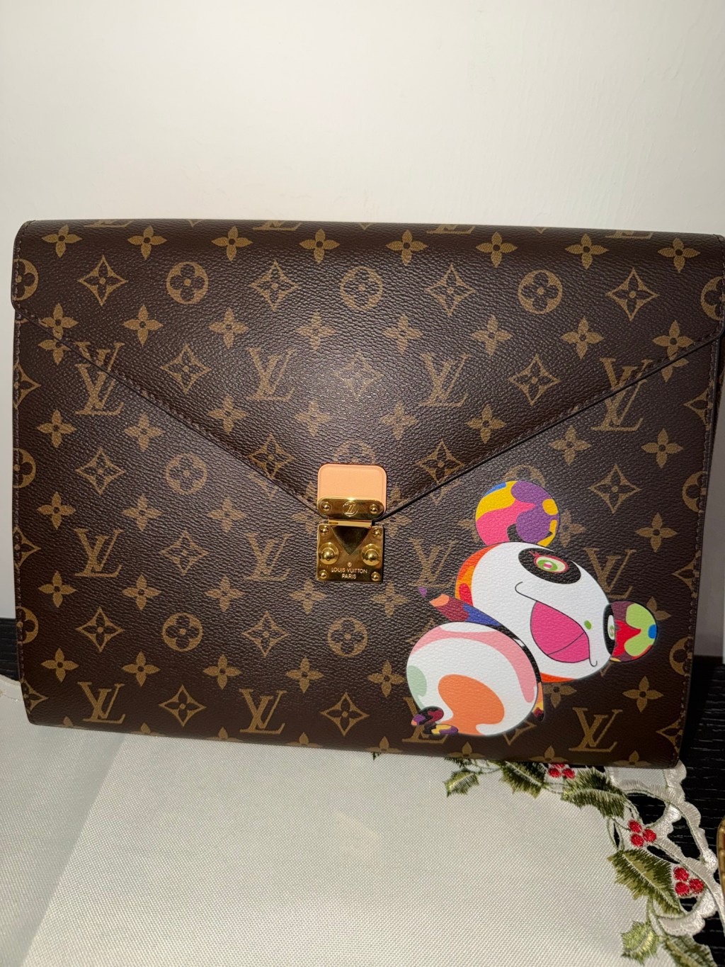 LV Mark Folder